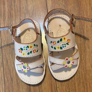 Charming Floral Kids Sandals in Cream